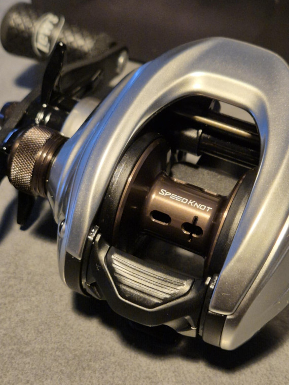 MOULINET CASTING LEW'S...